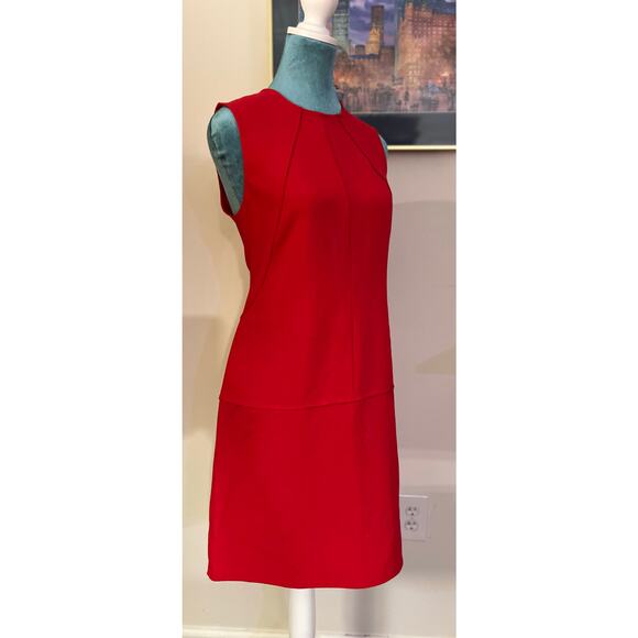 Loft Red Dress
Size 6P
Excellent condition - Picture 2 of 6